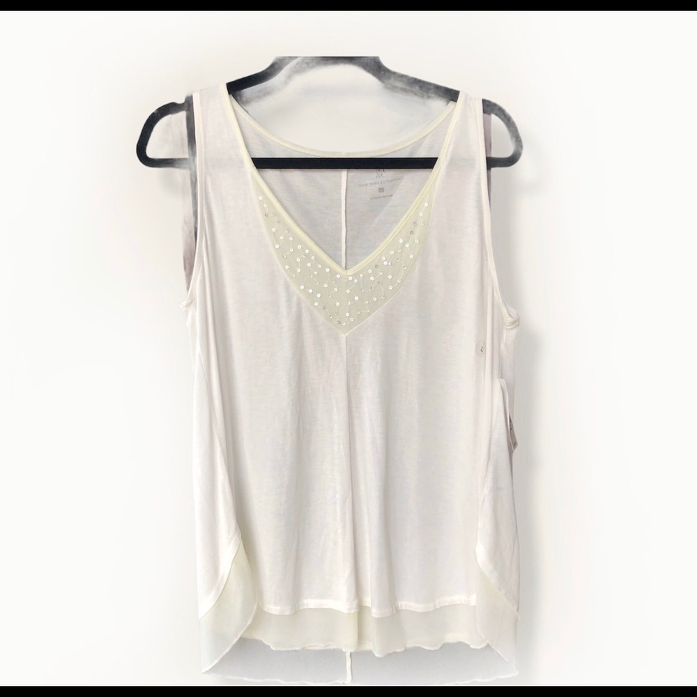 New York Company‎ cream V neck thank top woman Sz L